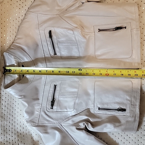 Jacket - Picture 7 of 10